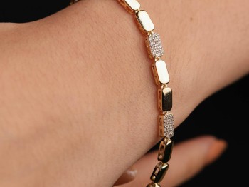 Gold Zirkon Taşlı Alternatif Dikdörtgen Linkli Çelik Bileklik