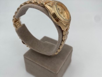 Royal Gold Zincir Bilezikli Yuvarlak Kasa Kadın Kol Saati