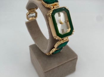 Emerald Crystal Taş Detaylı Dikdörtgen Kasa Kadın Kol Saati