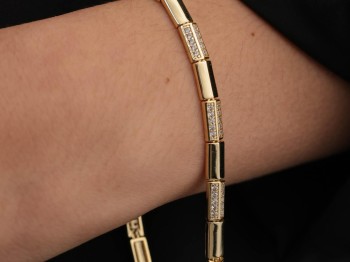 Gold Zirkon Taşlı Alternatif Uzun Baget Linkli Çelik Bileklik